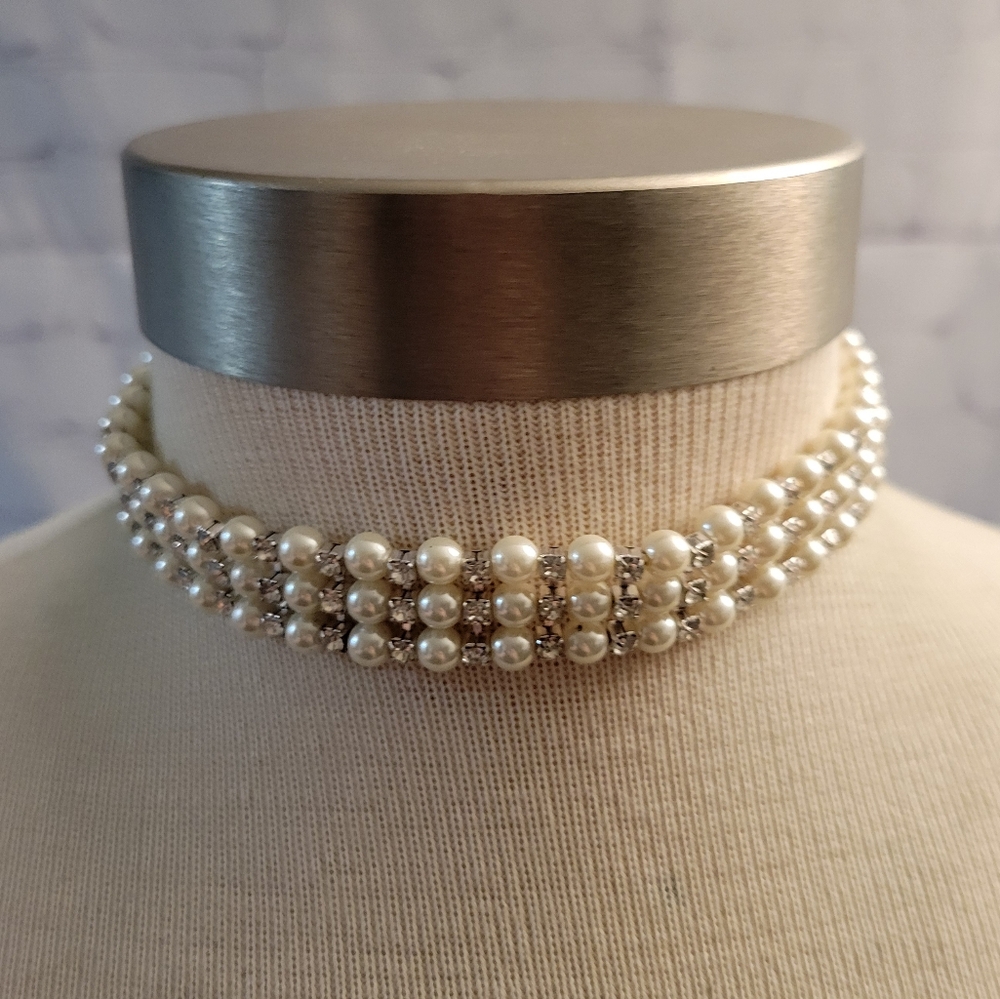 Charming Charlie Choker Necklace Faux Pearl Rhinestones